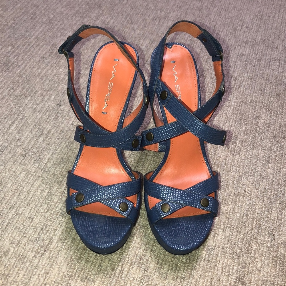 Via spiga  platforms